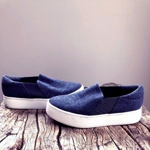 Vince Camuto Sneakers